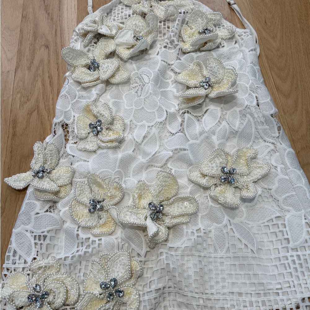 PatBo White and cream Floral Appliqué Lace Mini Dress - Picture 7 of 12